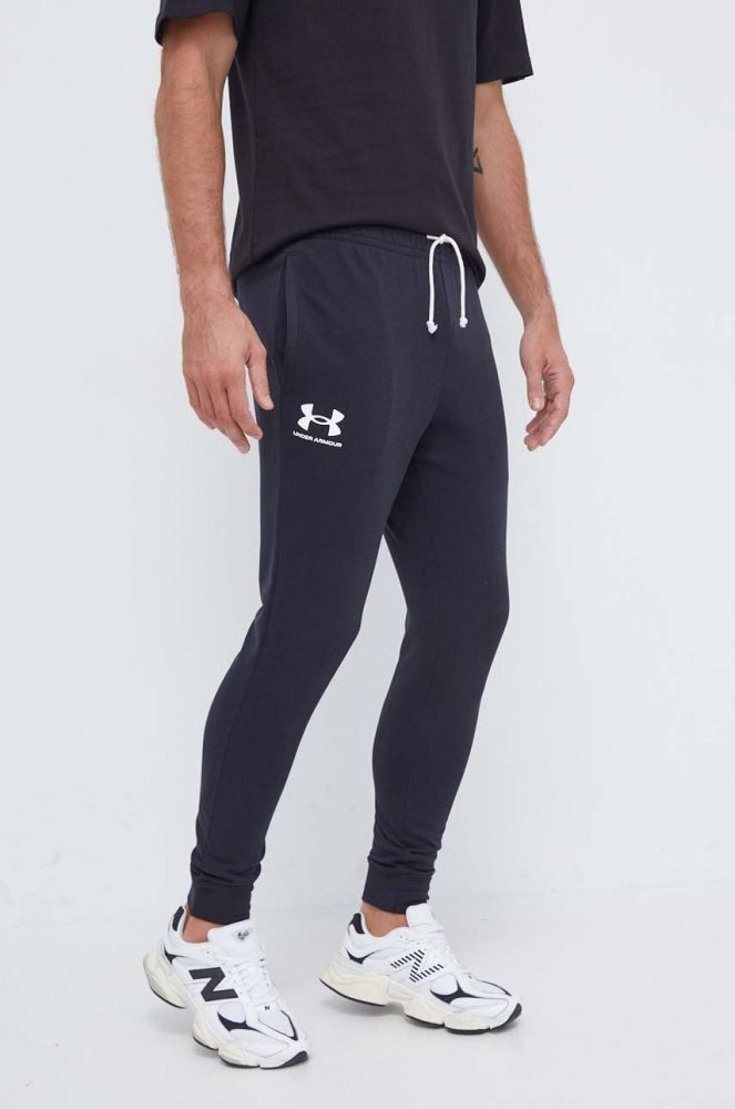 Спортивні штани Under Armour колір чорний з принтом