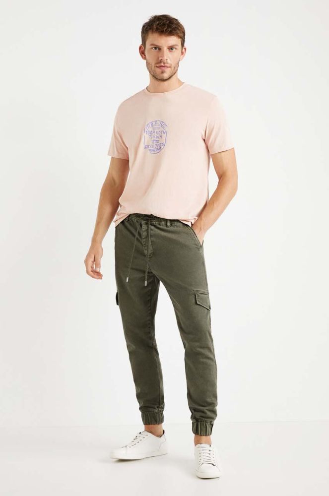 Штани Desigual чоловічі колір зелений фасон jogger
